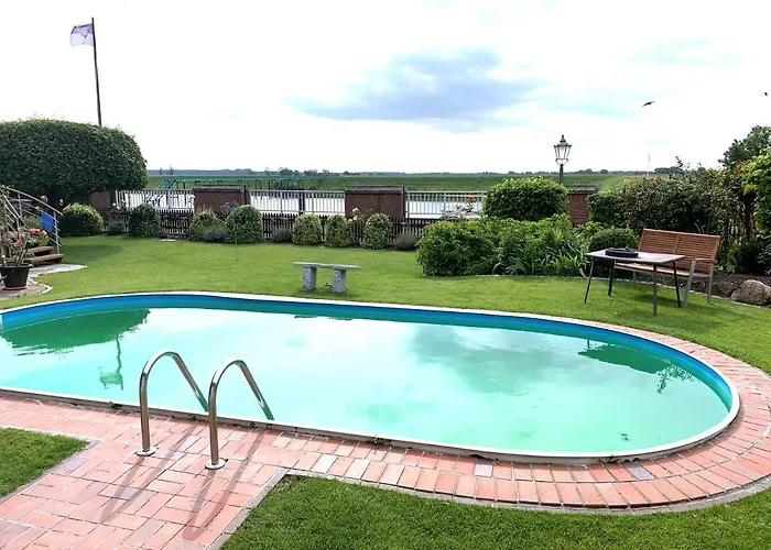 Pool-zimmer In Lejlighed